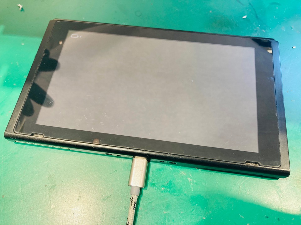 Switchのロゴマークからフリーズして進まない場合の修理方法 Nintendo Switch Switchlite専門修理 ゲームドクター
