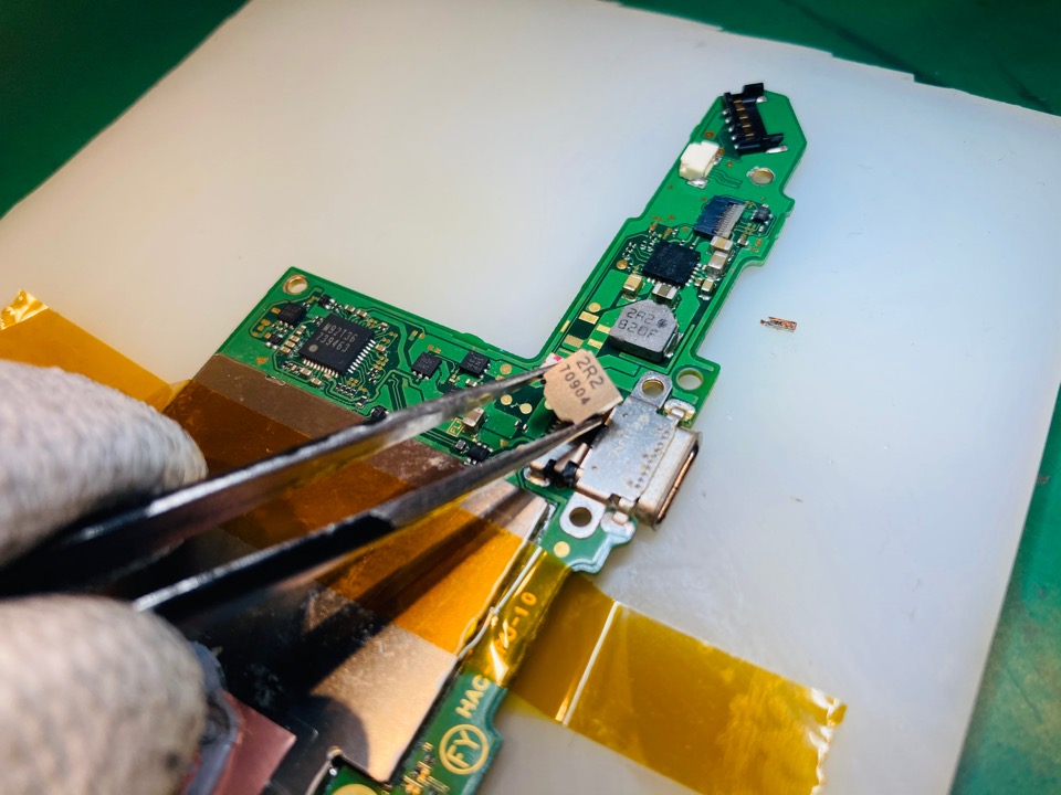 Switchのロゴマークからフリーズして進まない場合の修理方法 Nintendo Switch Switchlite専門修理 ゲームドクター