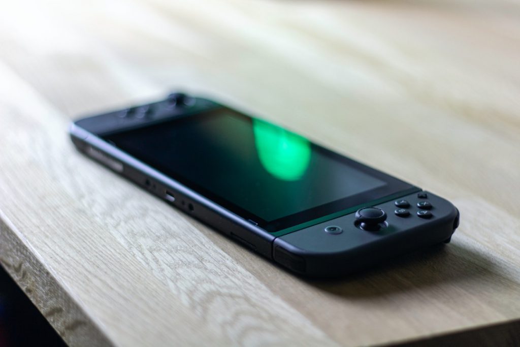 レール交換で直る Switchにジョイコンが読み込まない Nintendo Switch Switchlite専門修理 ゲームドクター